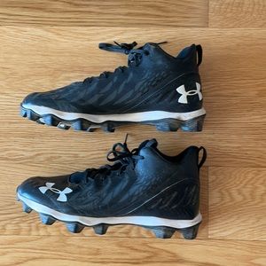 Football cleats